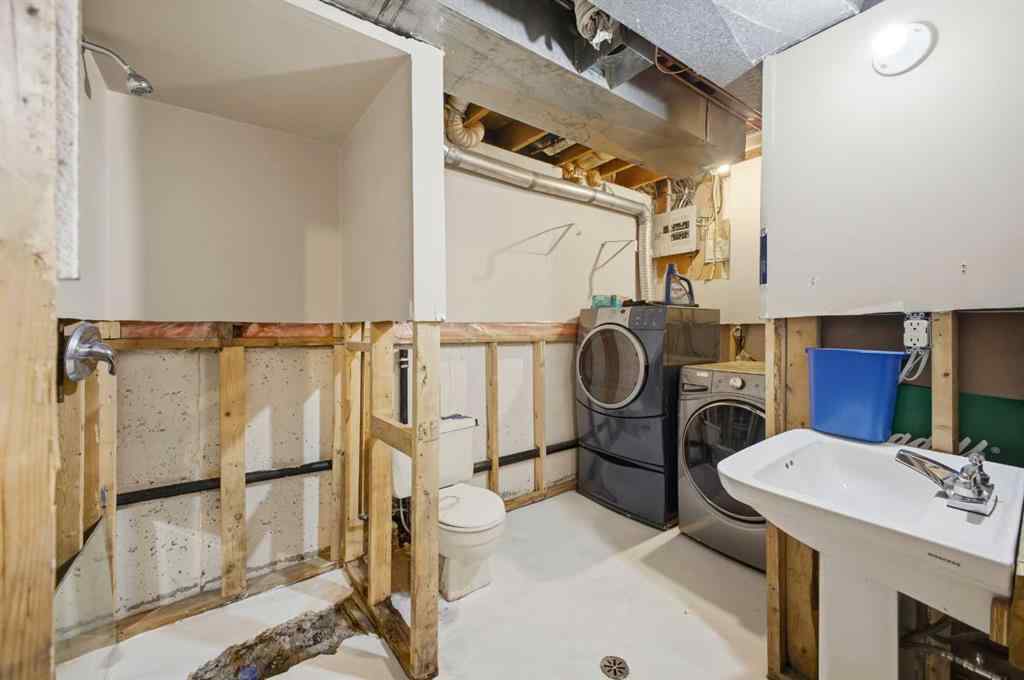 MLS® A2266405 - Unit #34 5935 63 Street  in Highland Green Red Deer, Residential