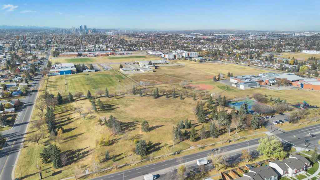 MLS&reg; # A2266408 - 5414 Pensacola Crescent SE in Penbrooke Meadows Calgary, Residential Open Houses