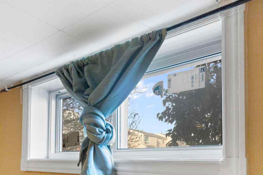 MLS® A2266408 - 5414 Pensacola Crescent SE in Penbrooke Meadows Calgary, Residential