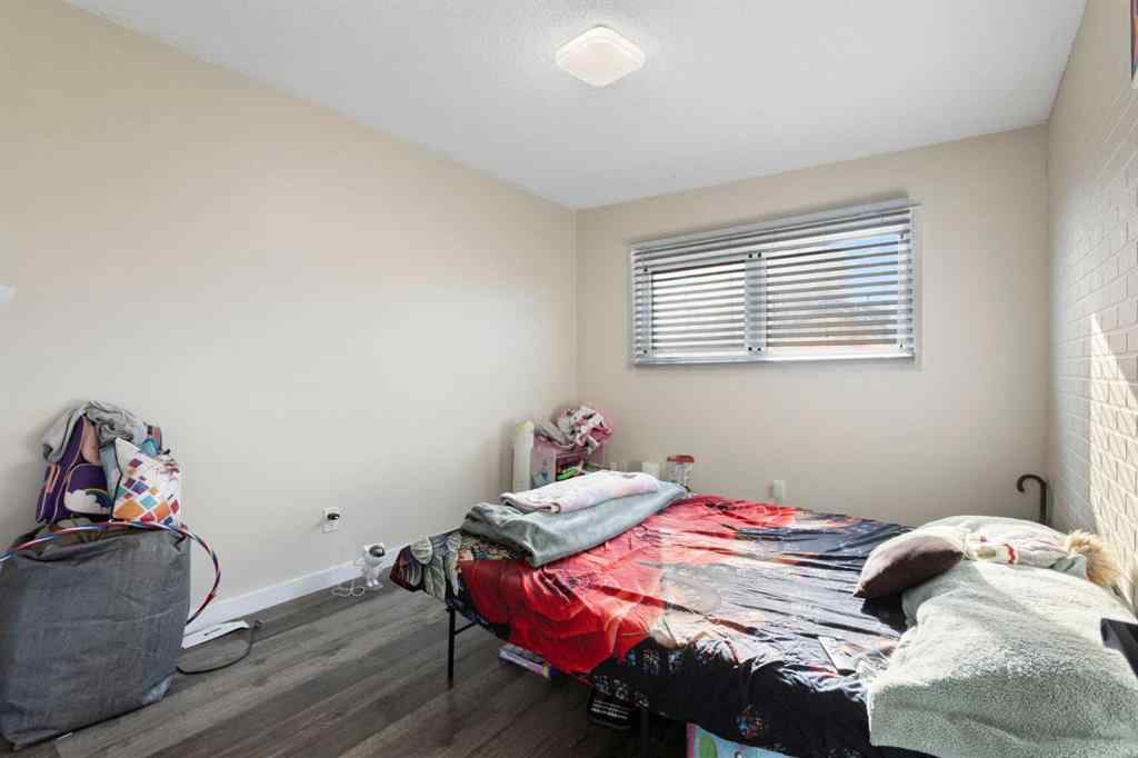 MLS® A2266408 - 5414 Pensacola Crescent SE in Penbrooke Meadows Calgary, Residential