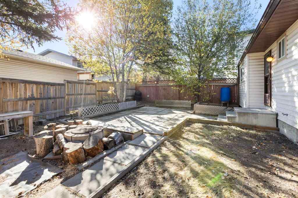 MLS® A2266415 - 339 Ranchview Place NW in Ranchlands Calgary, Residential