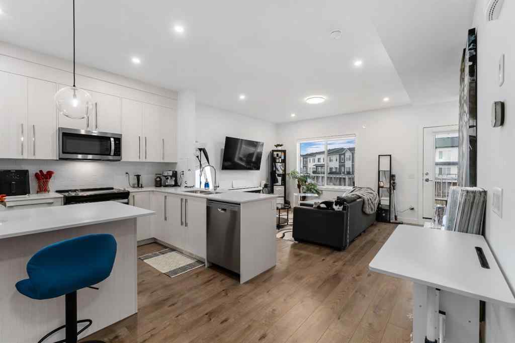 MLS® A2266417 - 280 Chelsea Road  in Chelsea_CH Chestermere, Residential