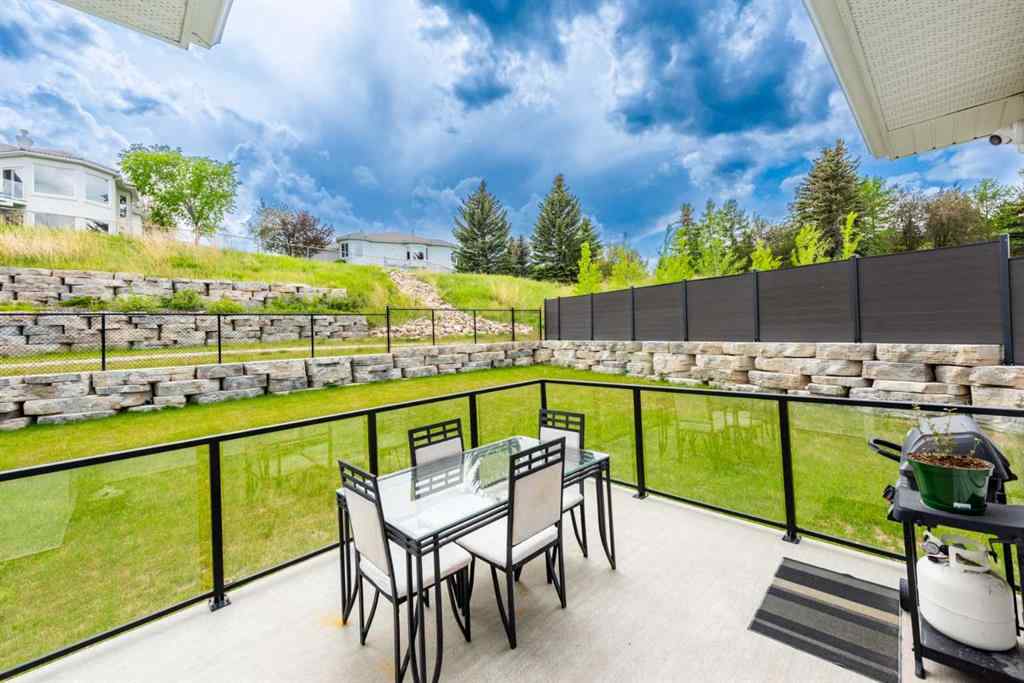 MLS® A2266422 - 53 Hampstead Mews NW in Hamptons Calgary, Residential