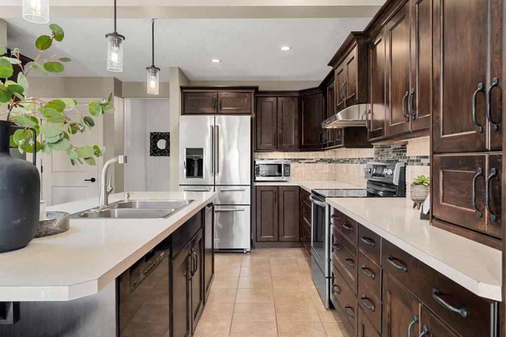 MLS® A2266423 - 158 River Rock Crescent SE in Riverbend Calgary, Residential