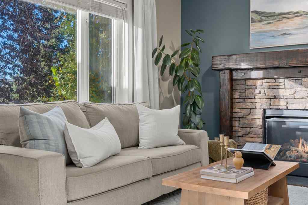 MLS® A2266423 - 158 River Rock Crescent SE in Riverbend Calgary, Residential