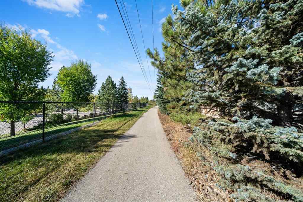 MLS® A2266423 - 158 River Rock Crescent SE in Riverbend Calgary, Residential