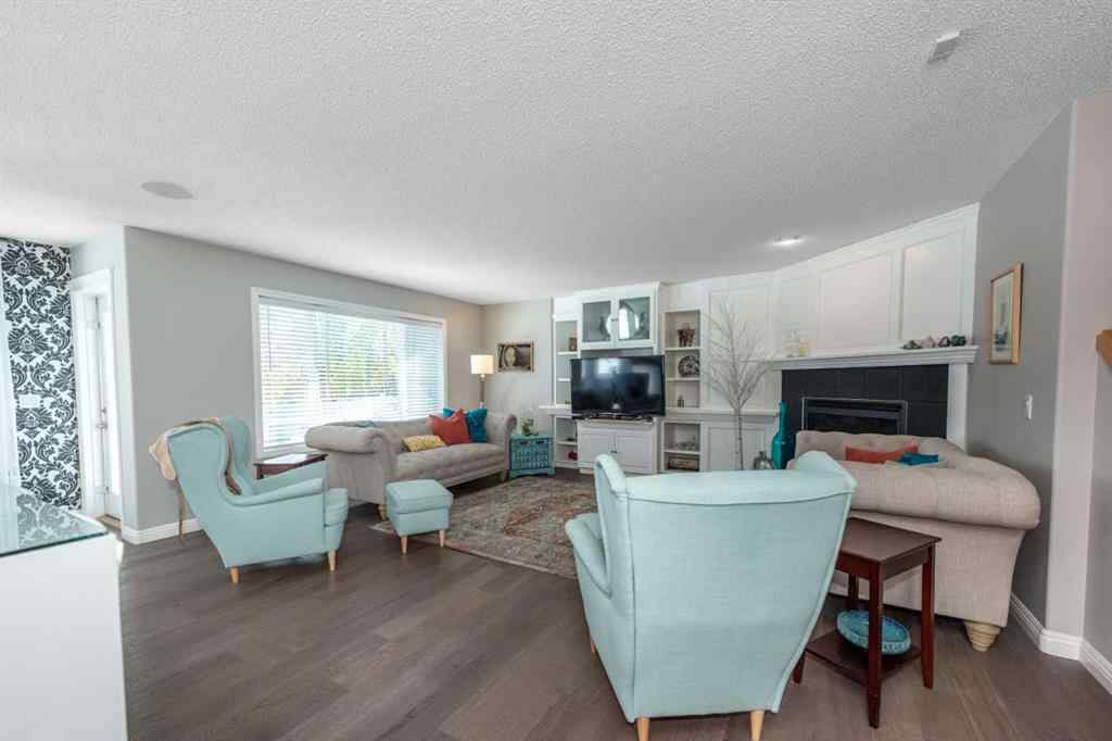 MLS® A2266424 - 190 Everstone Drive SW in Evergreen Calgary, Residential