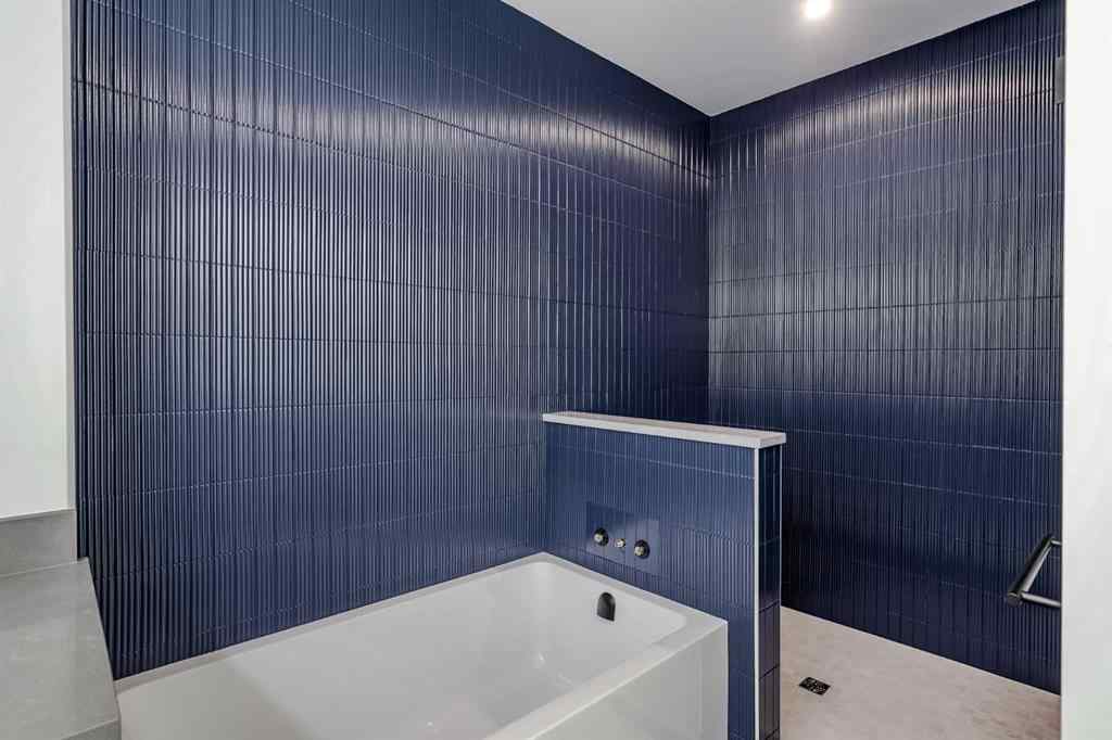 MLS® A2266425 - 436 28 Avenue NW in Mount Pleasant Calgary, Residential