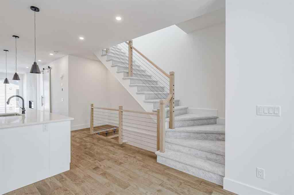 MLS® A2266425 - 436 28 Avenue NW in Mount Pleasant Calgary, Residential