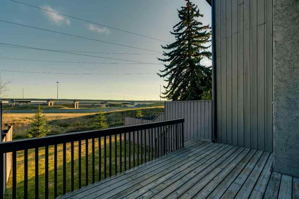 MLS® A2266426 - Unit #64 23 Glamis Drive SW in Glamorgan Calgary, Residential