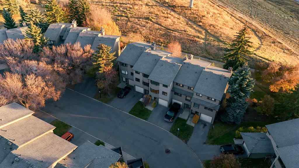 MLS® A2266426 - Unit #64 23 Glamis Drive SW in Glamorgan Calgary, Residential