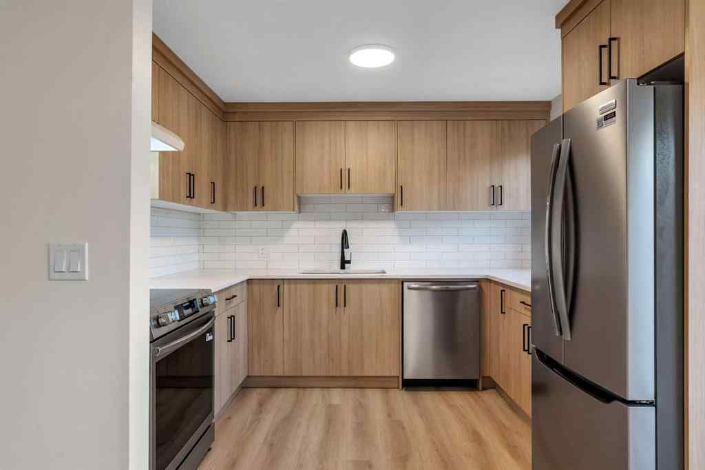 MLS® A2266426 - Unit #64 23 Glamis Drive SW in Glamorgan Calgary, Residential