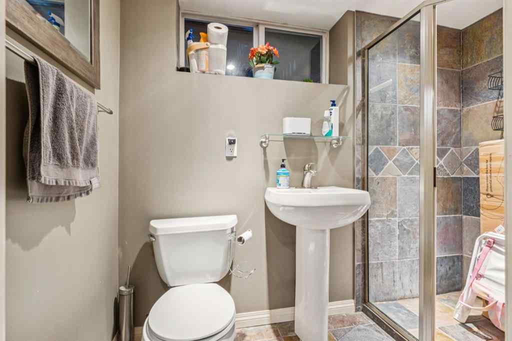 MLS® A2266431 - 2808 19 Avenue SW in Killarney/Glengarry Calgary, Residential