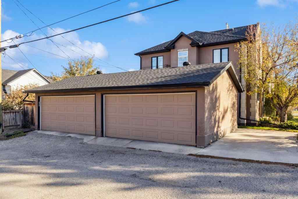 MLS® A2266431 - 2808 19 Avenue SW in Killarney/Glengarry Calgary, Residential