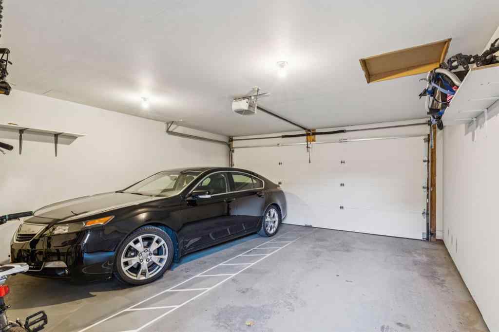 MLS® A2266431 - 2808 19 Avenue SW in Killarney/Glengarry Calgary, Residential