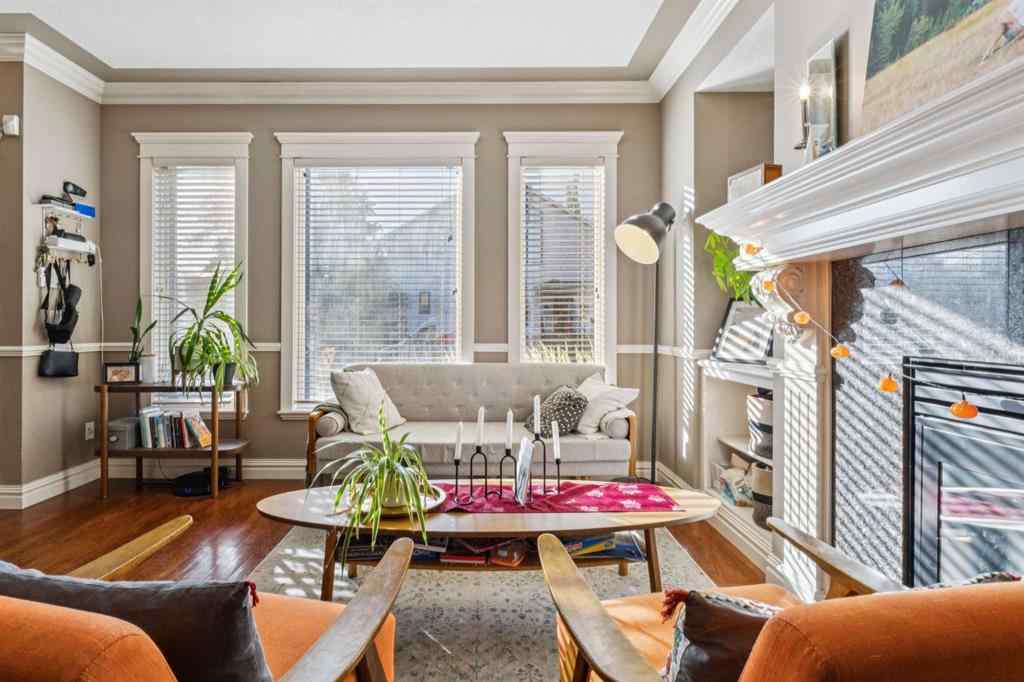 MLS® A2266431 - 2808 19 Avenue SW in Killarney/Glengarry Calgary, Residential