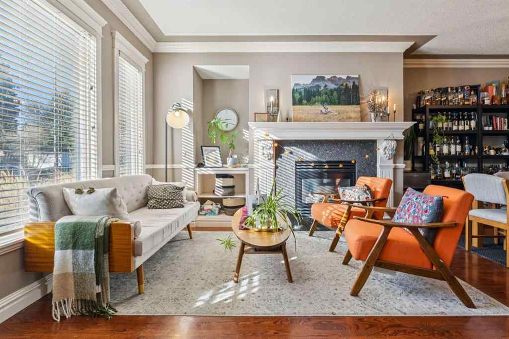 MLS® A2266431 - 2808 19 Avenue SW in Killarney/Glengarry Calgary, Residential