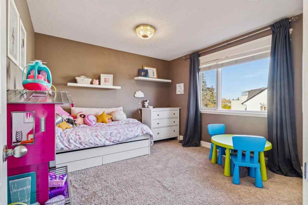 MLS® A2266431 - 2808 19 Avenue SW in Killarney/Glengarry Calgary, Residential