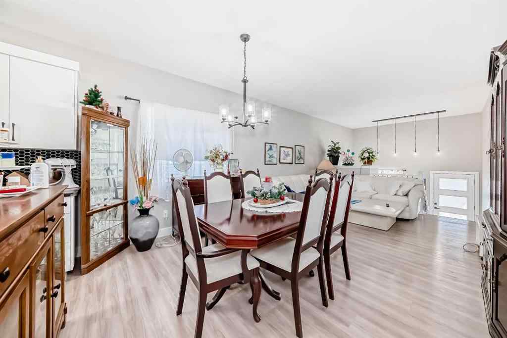 MLS® A2266436 - 11 Ian Way  in Iron Gate Sylvan Lake, Residential