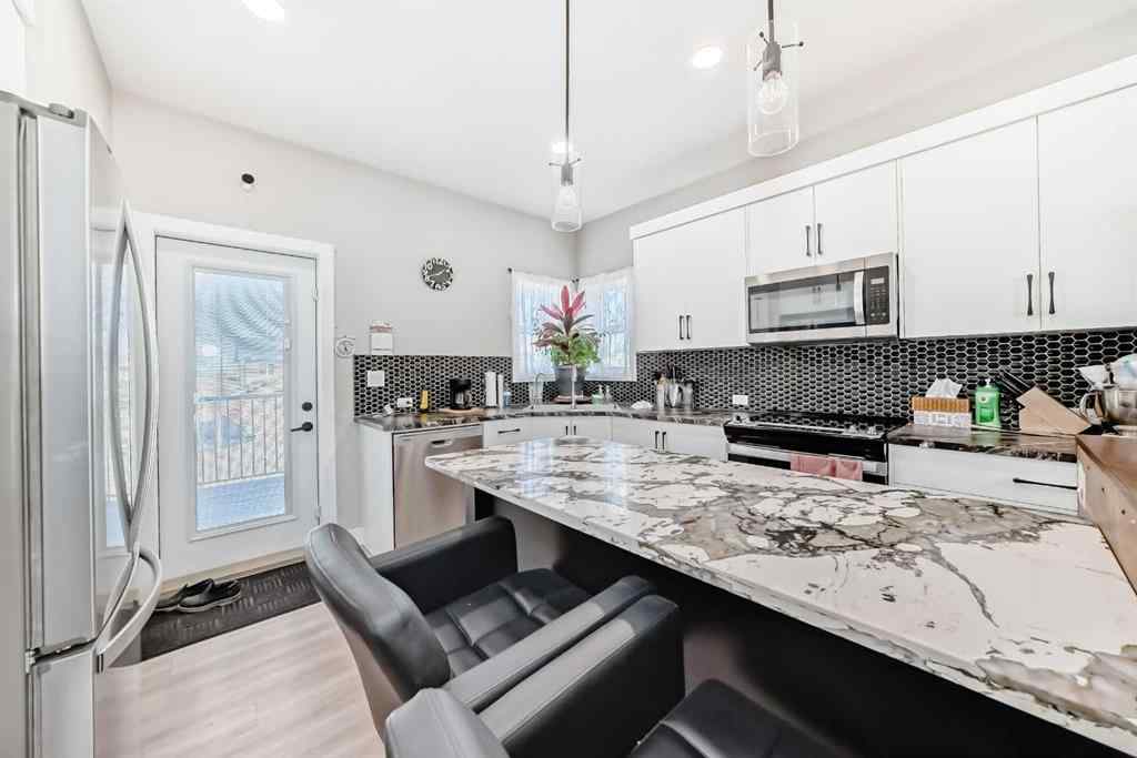 MLS® A2266436 - 11 Ian Way  in Iron Gate Sylvan Lake, Residential