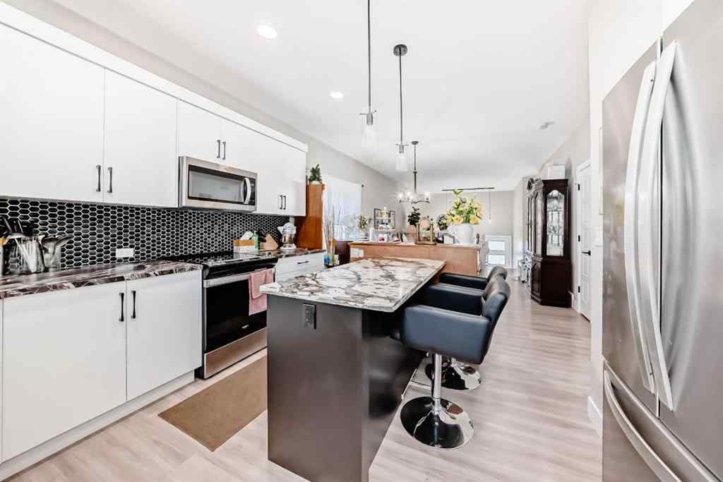 MLS® A2266436 - 11 Ian Way  in Iron Gate Sylvan Lake, Residential