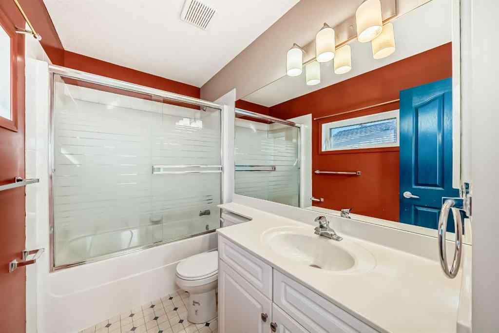 MLS® A2266438 - 77 Citadel Ridge Green NW in Citadel Calgary, Residential