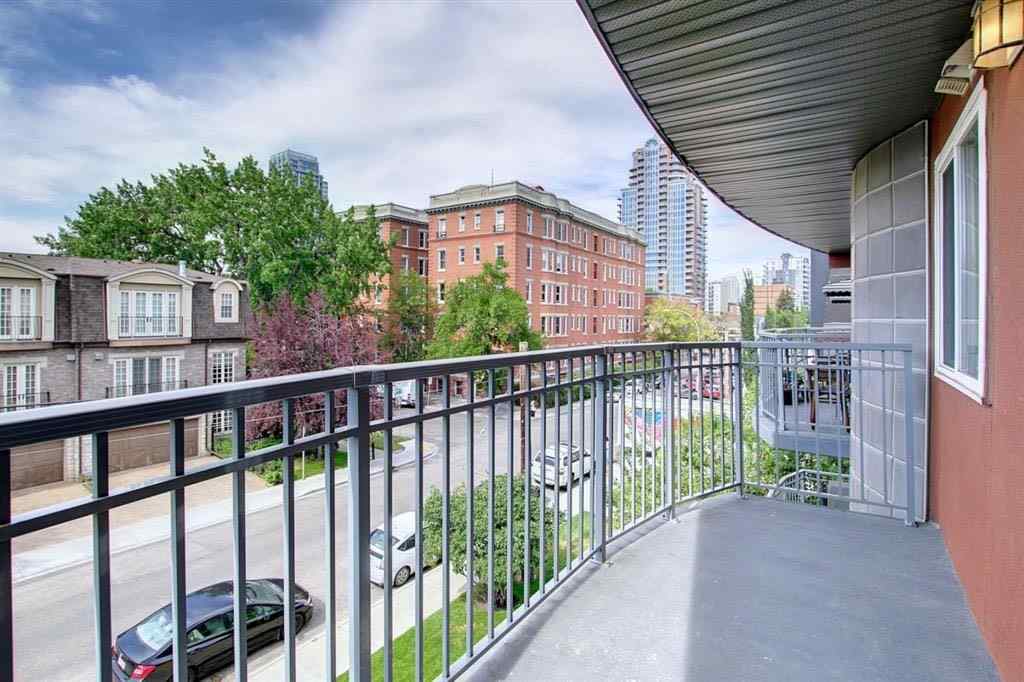 MLS® A2266440 - Unit #401 1730 7 Street SW in Lower Mount Royal Calgary, Residential