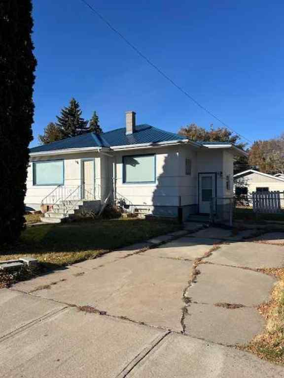 MLS® A2266441 - 4817 51 Avenue  in NONE Taber, Residential