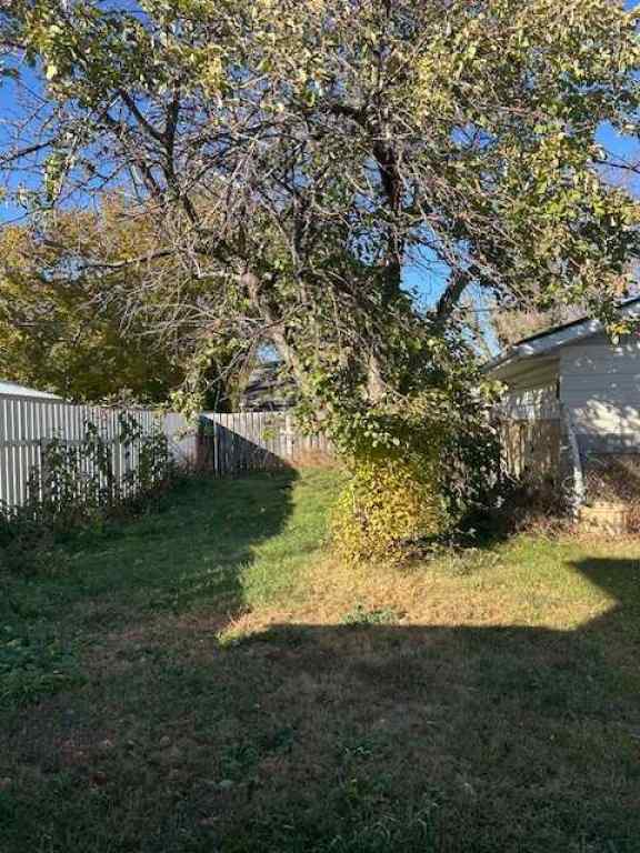 MLS® A2266441 - 4817 51 Avenue  in NONE Taber, Residential