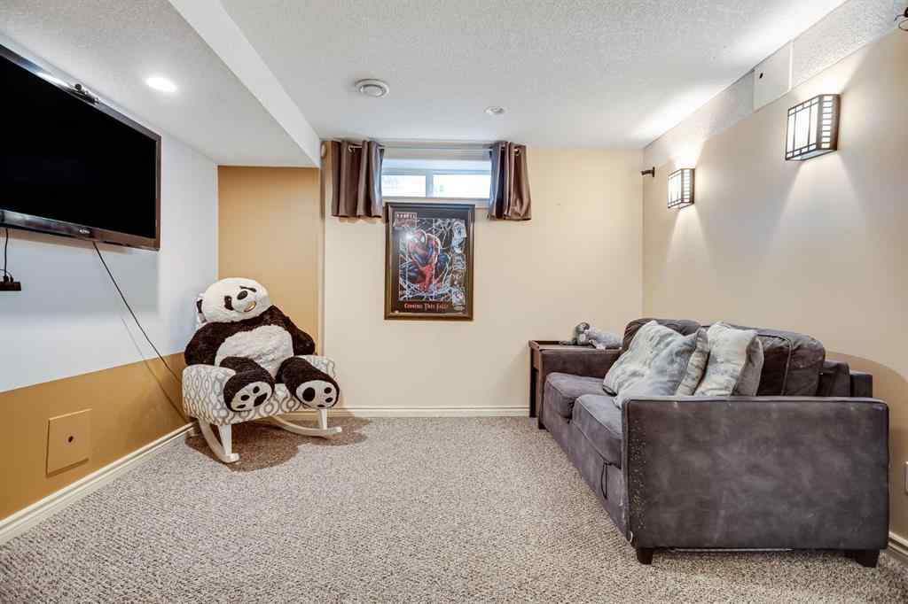 MLS® A2266447 - 18 Westridge Crescent  in Westridge Okotoks, Residential