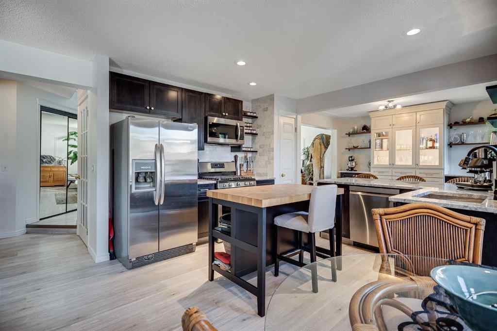 MLS® A2266447 - 18 Westridge Crescent  in Westridge Okotoks, Residential