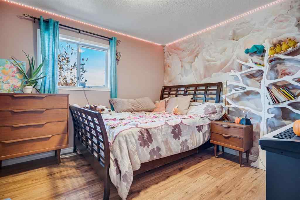 MLS® A2266447 - 18 Westridge Crescent  in Westridge Okotoks, Residential