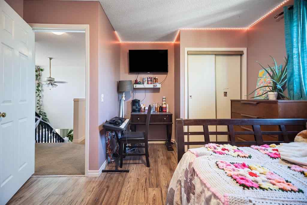 MLS® A2266447 - 18 Westridge Crescent  in Westridge Okotoks, Residential