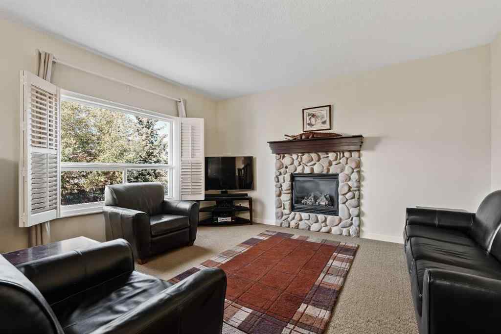 MLS® A2266448 - 42 Drake Landing Drive  in Drake Landing Okotoks, Residential