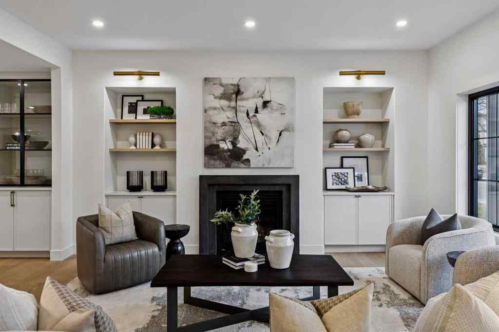 MLS® A2266450 - 1013 31 Avenue NW in Cambrian Heights Calgary, Residential