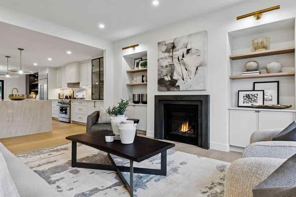 MLS® A2266450 - 1013 31 Avenue NW in Cambrian Heights Calgary, Residential