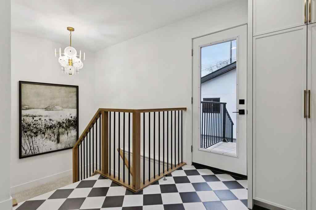 MLS® A2266450 - 1013 31 Avenue NW in Cambrian Heights Calgary, Residential