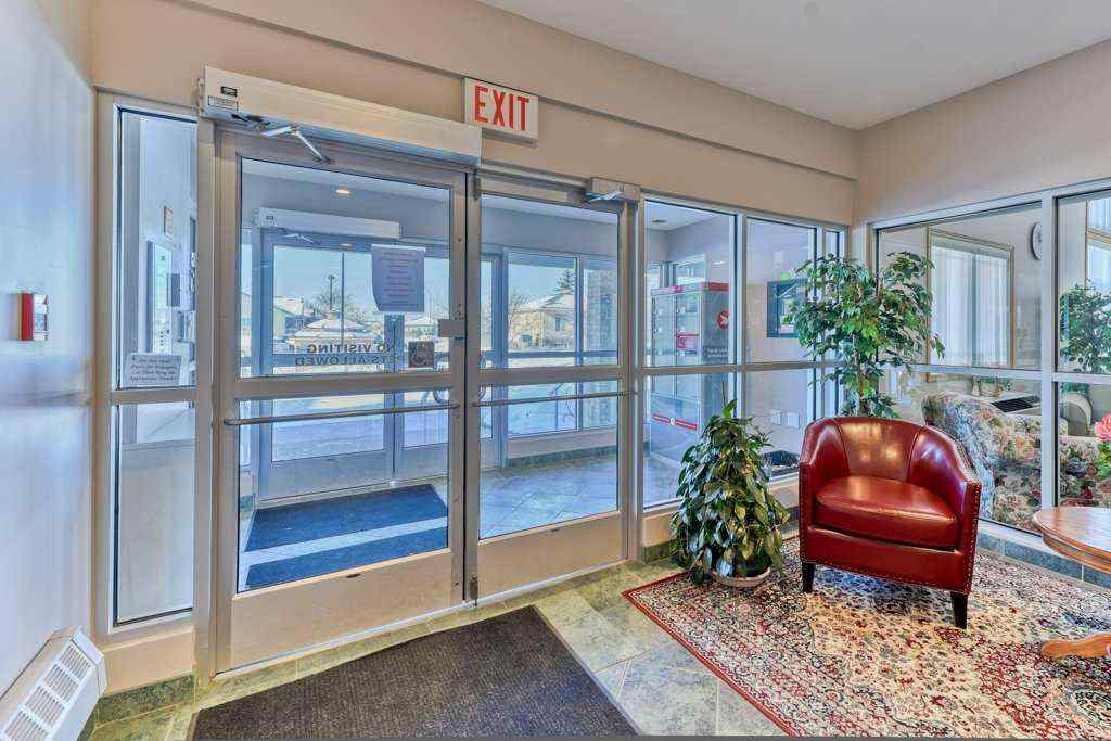 MLS® A2266453 - Unit #112 43 Westlake Circle  in Westmount_Strathmore Strathmore, Residential