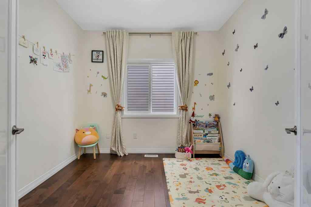 MLS® A2266455 - 838 Edgefield Street  in Edgefield Strathmore, Residential