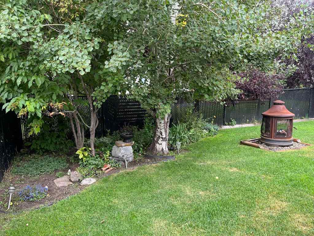 MLS&reg; # A2266459 - 3 Aspen Landing  in Aspen Creek Strathmore, Residential Open Houses