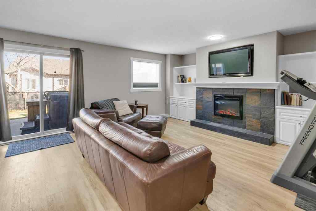 MLS&reg; # A2266459 - 3 Aspen Landing  in Aspen Creek Strathmore, Residential Open Houses