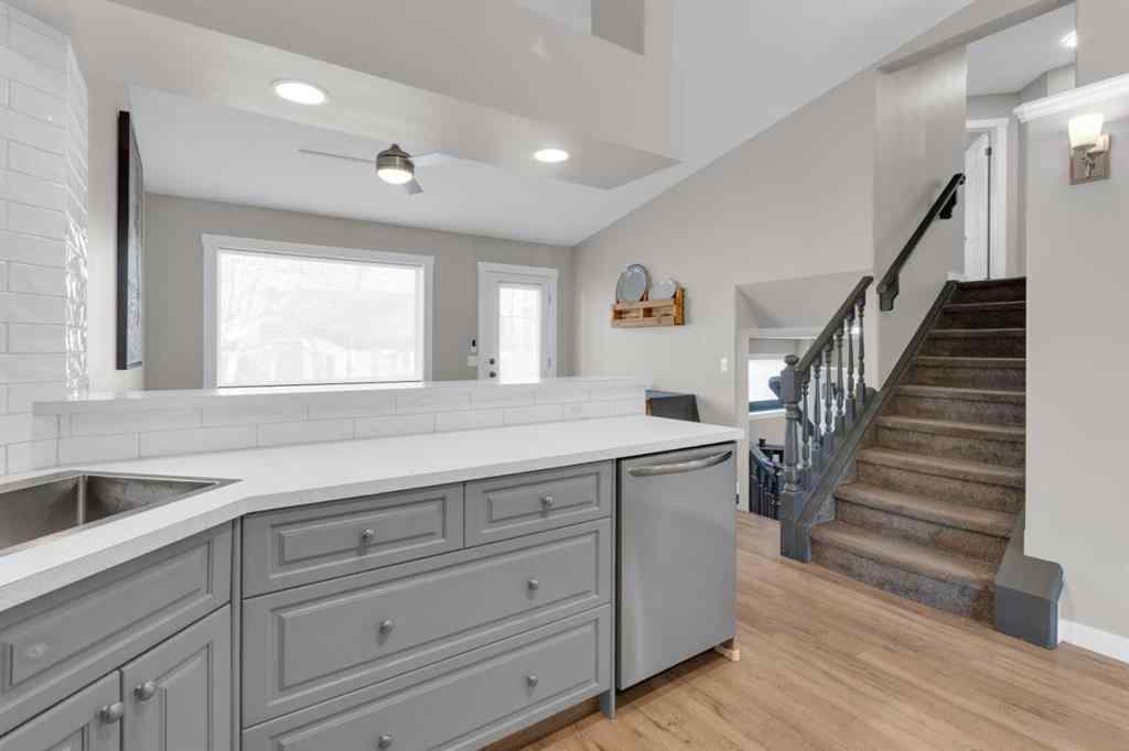 MLS&reg; # A2266459 - 3 Aspen Landing  in Aspen Creek Strathmore, Residential Open Houses