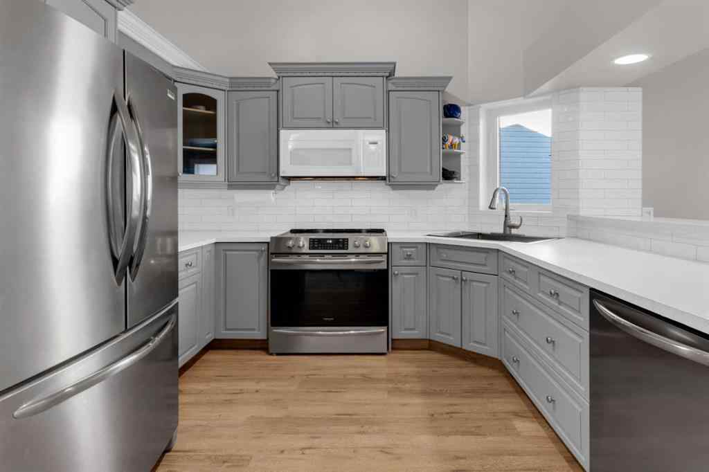 MLS&reg; # A2266459 - 3 Aspen Landing  in Aspen Creek Strathmore, Residential Open Houses