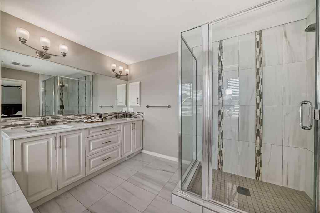 MLS® A2266460 - 226 West Grove Point SW in West Springs Calgary, Residential