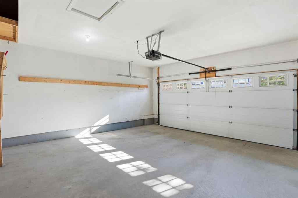 MLS® A2266464 - 31 Citadel Estates Manor NW in Citadel Calgary, Residential