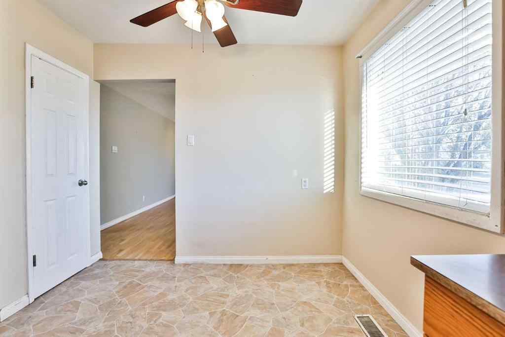 MLS® A2266466 - 421 52 Avenue  in NONE Coalhurst, Residential