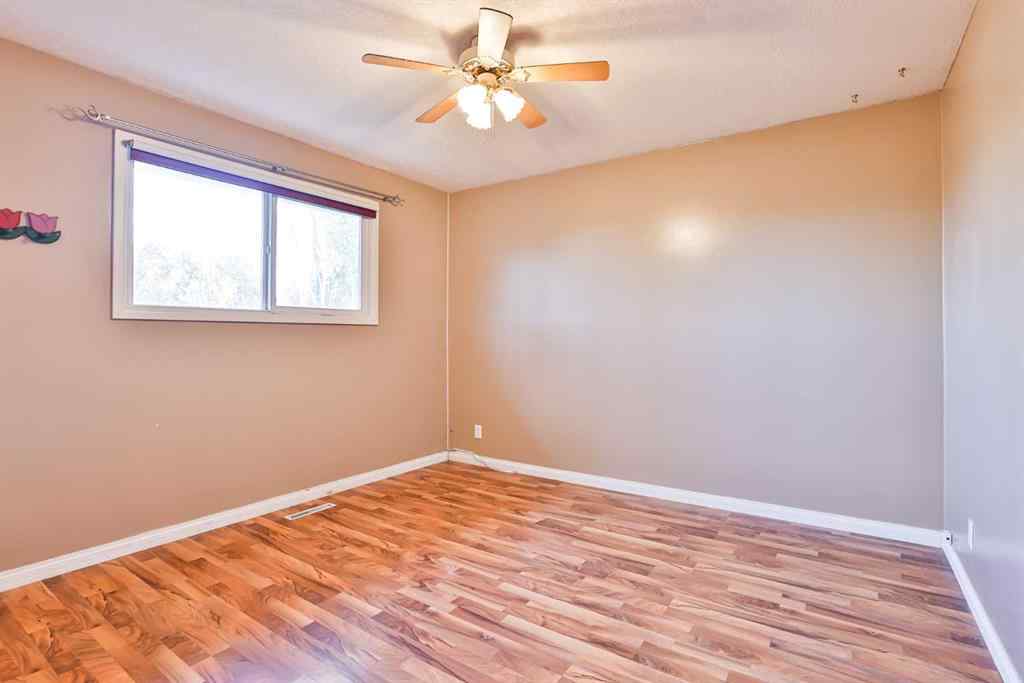 MLS® A2266466 - 421 52 Avenue  in NONE Coalhurst, Residential