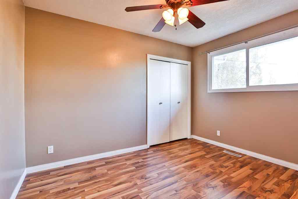 MLS® A2266466 - 421 52 Avenue  in NONE Coalhurst, Residential