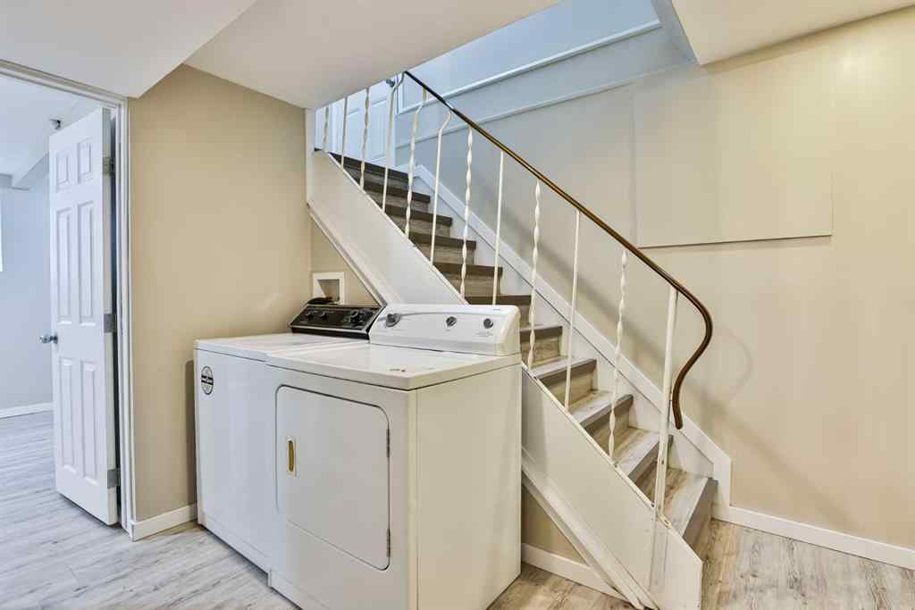 MLS® A2266466 - 421 52 Avenue  in NONE Coalhurst, Residential