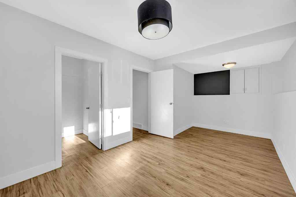 MLS® A2266468 - 91 Shawglen Way SW in Shawnessy Calgary, Residential